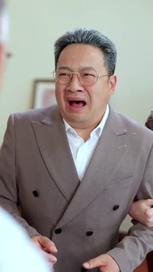 寸草燃晖（70集）短剧精选全集无广告
