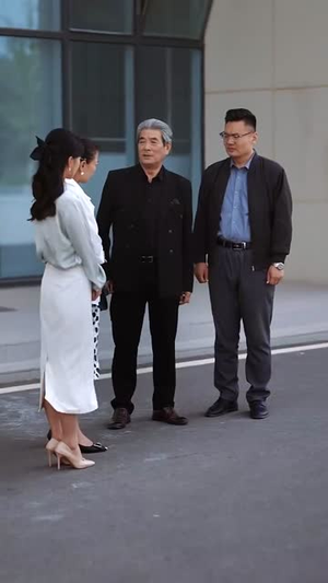 人生难得遇良师(71集) 人生难得遇良师(71集)短剧全集VR沉浸版