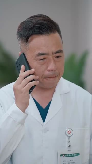 我一个住院医生吊打主任很合理吧（74集）短剧全剧终合集放送