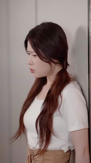 两界穿梭一根冰棍娶神仙老婆(85集) 两界穿梭一根冰棍娶神仙老婆(85集)短剧合集4K修复版