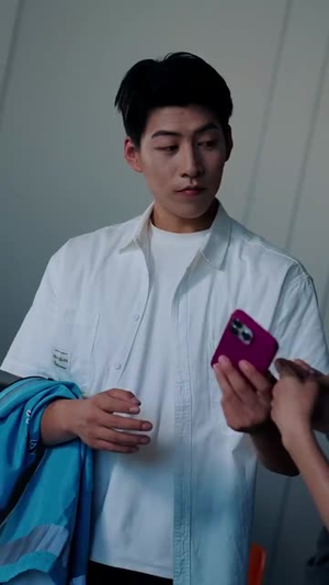 穿越当天激活背景编辑系统(87集) 穿越当天激活背景编辑系统(87集)短剧合集杜比音效版