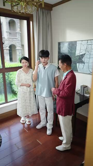 身份曝光后,谁还敢说他配不上学姐(78集) 身份曝光后,谁还敢说他配不上学姐(78集)短剧全集高清完整版