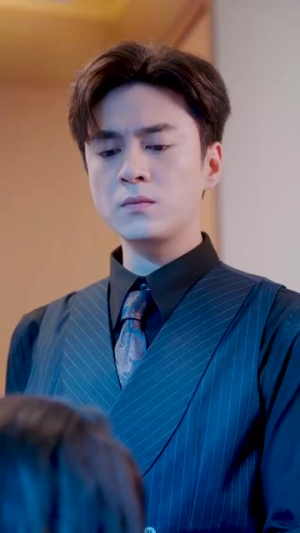 错位占有（83集）短剧合集蓝光画质