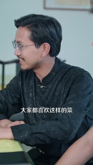 15元管饱我靠摆摊红红火火(94集) 15元管饱我靠摆摊红红火火(94集)短剧大结局合集放送
