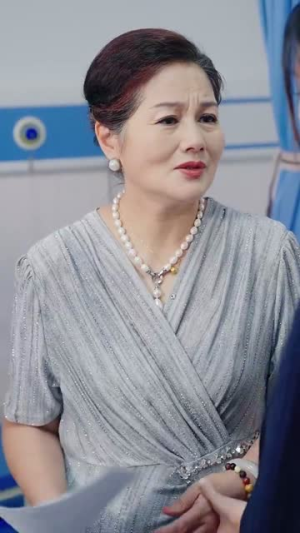 离婚后当保姆她风生水起(85集) 离婚后当保姆她风生水起(85集)短剧全剧终高清放送