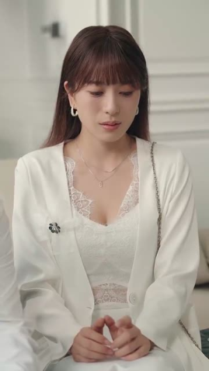 三载尘泥天师低眉(80集) 三载尘泥天师低眉(80集)短剧全剧终限免合集