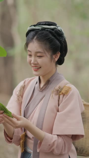 灾荒年小农女有满仓鱼肉(95集) 灾荒年小农女有满仓鱼肉(95集)短剧热播全集免费追