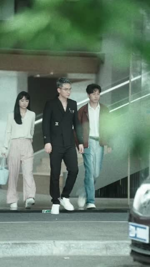 出名吧,我的爱豆男友(52集) 出名吧,我的爱豆男友(52集)短剧全剧终限免合集