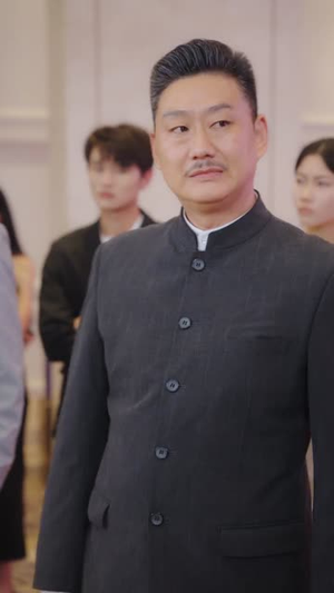 我刚辞职，系统逼我当团宠（80集）短剧合集导演剪辑版