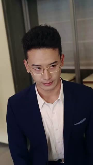 高冷大小姐但是顶级恋爱脑（77集）短剧最终回限免畅看