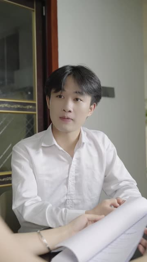 我向我的女老板借钱（15集）短剧全剧终合集放送