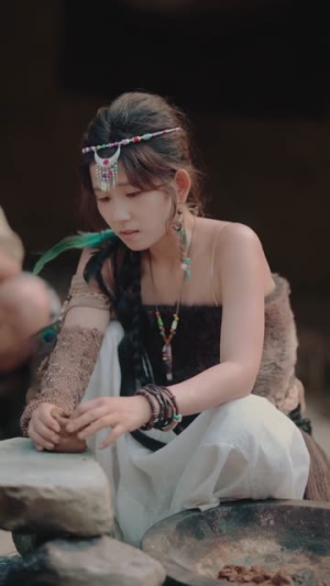 拐个原始人当老公(100集) 拐个原始人当老公(100集)短剧全集热力排行榜之一