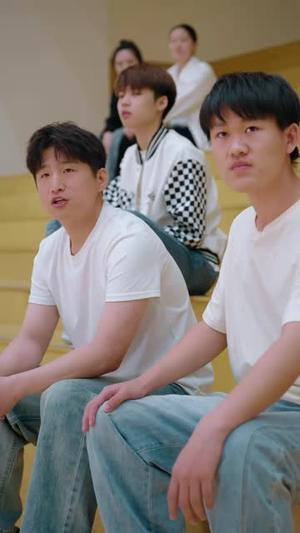 开挂了我觉醒了NBA球魂系统（40集）短剧全剧终高清放送