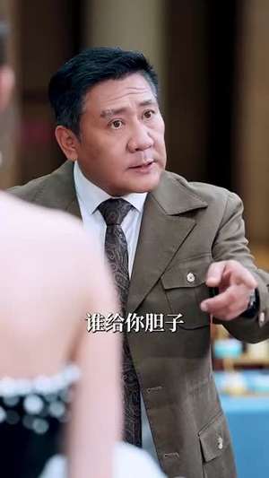 玫瑰藏进晚风里(68集) 玫瑰藏进晚风里(68集)短剧最终章免费合集