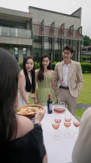 我有厨神无双系统(100集) 我有厨神无双系统(100集)短剧全剧免费合集