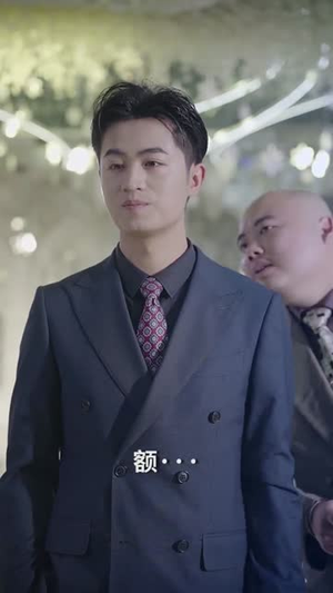 绝色师姐们太宠我了（80集）短剧完结篇全集连播