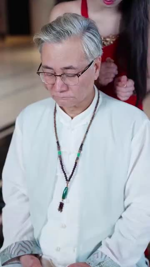 我家居然有个修仙老祖(94集) 我家居然有个修仙老祖(94集)短剧全剧终限免合集