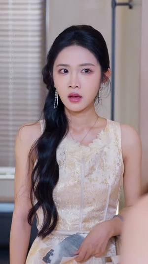 觉醒后我手持剧本覆手为雨(69) 觉醒后我手持剧本覆手为雨(69)短剧全剧终高清放送