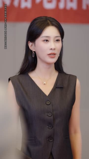 玫瑰枯于八月(80集) 玫瑰枯于八月(80集)短剧限免全集任你点