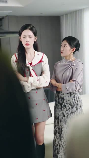 萌宝来袭,爹地让我当团宠(80集) 萌宝来袭,爹地让我当团宠(80集)短剧全集幕后花絮版