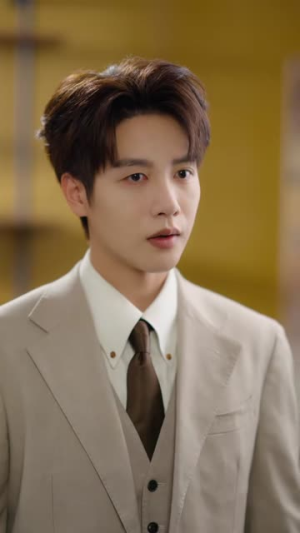 为苟命我抱紧死对头大腿（80集）短剧最终回限免畅看