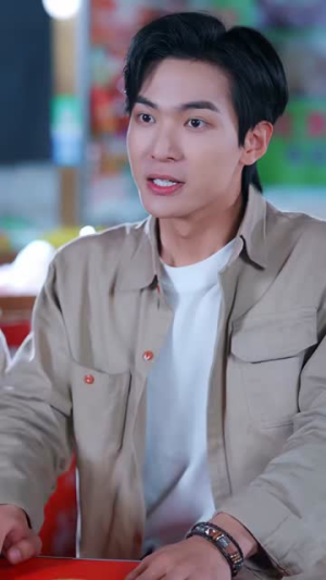 都重生了谁还不会赚钱啊（80集）短剧合集杜比音效版