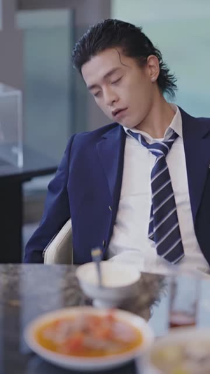 化身酒剑仙,和校花煮酒论剑(60集) 化身酒剑仙,和校花煮酒论剑(60集)短剧全集连看不停歇