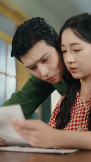 穿越六零:冷美人的逆袭寻夫路(60集) 穿越六零:冷美人的逆袭寻夫路(60集)短剧完结篇全集连播