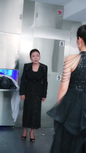 监狱三年后她登临至高（58集）短剧全季限免大放送