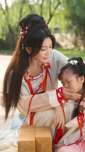 好运旺荒年,乌鸦宝宝带继娘吃肉(65集) 好运旺荒年,乌鸦宝宝带继娘吃肉(65集)短剧合集导演剪辑版