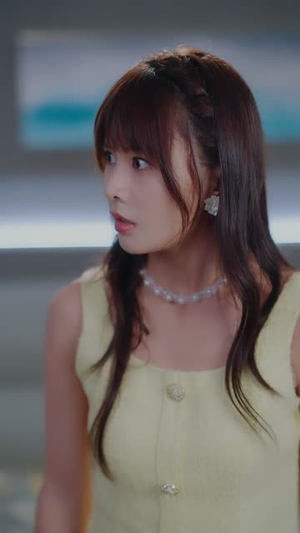 古穿今:她靠修仙在现代风生水起(65集) 古穿今:她靠修仙在现代风生水起(65集)短剧大结局超前点映