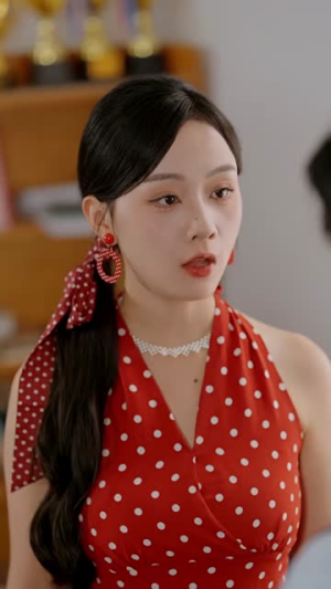 重回生产当天女儿被我换回来了(80集) 重回生产当天女儿被我换回来了(80集)短剧全剧免费合集