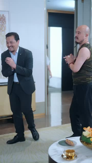 不装了，我摊牌了（73集）短剧热映全集免费刷