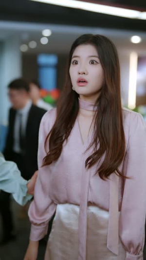 错嫁后遇到真顶配老公(60集) 错嫁后遇到真顶配老公(60集)短剧全集VR沉浸版