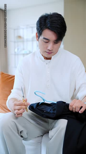 消失在她的世界后她才知道后悔（61集）短剧超清全集在线看