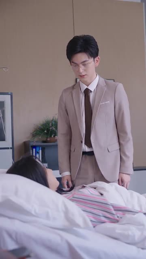 她死遁后竟成了前夫的白月光（60集）短剧全系列免费畅享