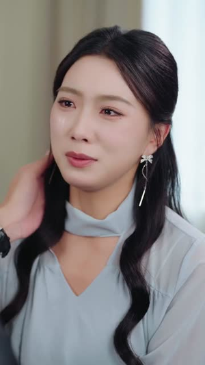 地下情五年，男友给我发来请柬（76集）短剧超清全集在线看