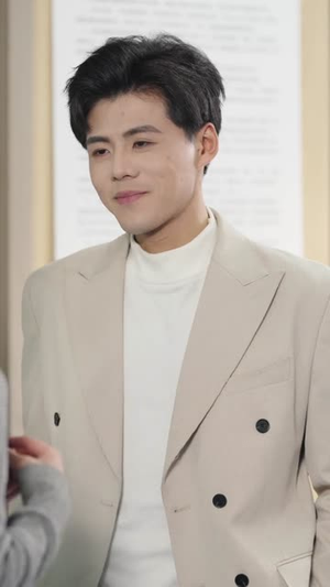 女主不追主角,倒追我反派干嘛(81集) 女主不追主角,倒追我反派干嘛(81集)短剧全剧终在线连看