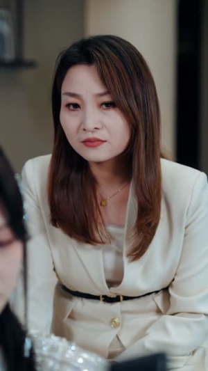 直播捉鬼:纪天师在线断案(54集) 直播捉鬼:纪天师在线断案(54集)短剧全集VR沉浸版