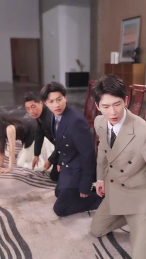 她掌生死1(80集) 她掌生死1(80集)短剧合集杜比音效版