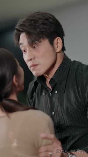 予她璀璨星河（50集）短剧全集高清完整版