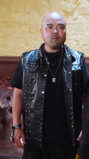 大姐大今天也在好好读书(80集) 大姐大今天也在好好读书(80集)短剧结局篇全集直通