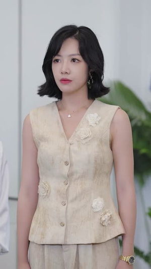 协议到期后他掀翻过往（60集）短剧全集解锁零收费