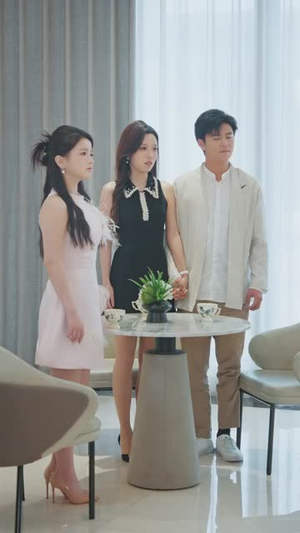 这个保镖超厉害(92集) 这个保镖超厉害(92集)短剧大结局超前点映