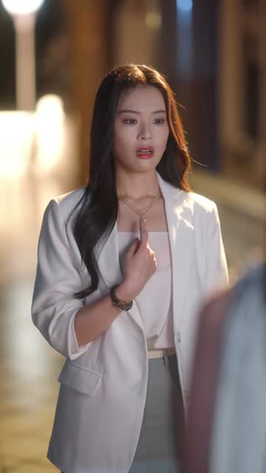 破局:炮灰全家觉醒计划(75集) 破局:炮灰全家觉醒计划(75集)短剧大结局超前点映