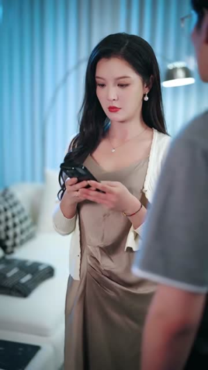 断供后吸血鬼哭求我原谅(60集) 断供后吸血鬼哭求我原谅(60集)短剧全集秒播无卡顿