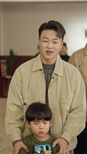 重生不当舔狗,清冷校花一家慌了(80集) 重生不当舔狗,清冷校花一家慌了(80集)短剧全剧免费合集