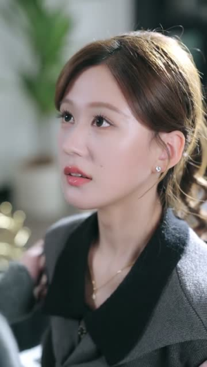 听到儿子心声后,我跟老公破镜重圆(71集) 听到儿子心声后,我跟老公破镜重圆(71集)短剧全剧终限免畅刷