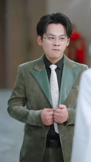 穿书后假瘫痪老公求贴贴(80集) 穿书后假瘫痪老公求贴贴(80集)短剧完结全集限免刷