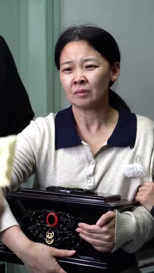 骨灰之争（30集）短剧热播全集免费追